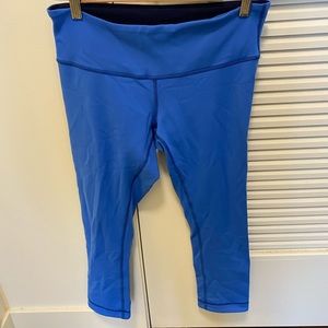 Lululemon Wunder Under Crops Blue Sz 8
